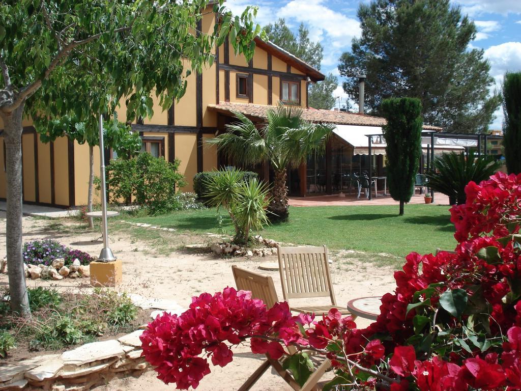 El Raco De La Pintora "Adults Only" Hotel Alberic Luaran gambar