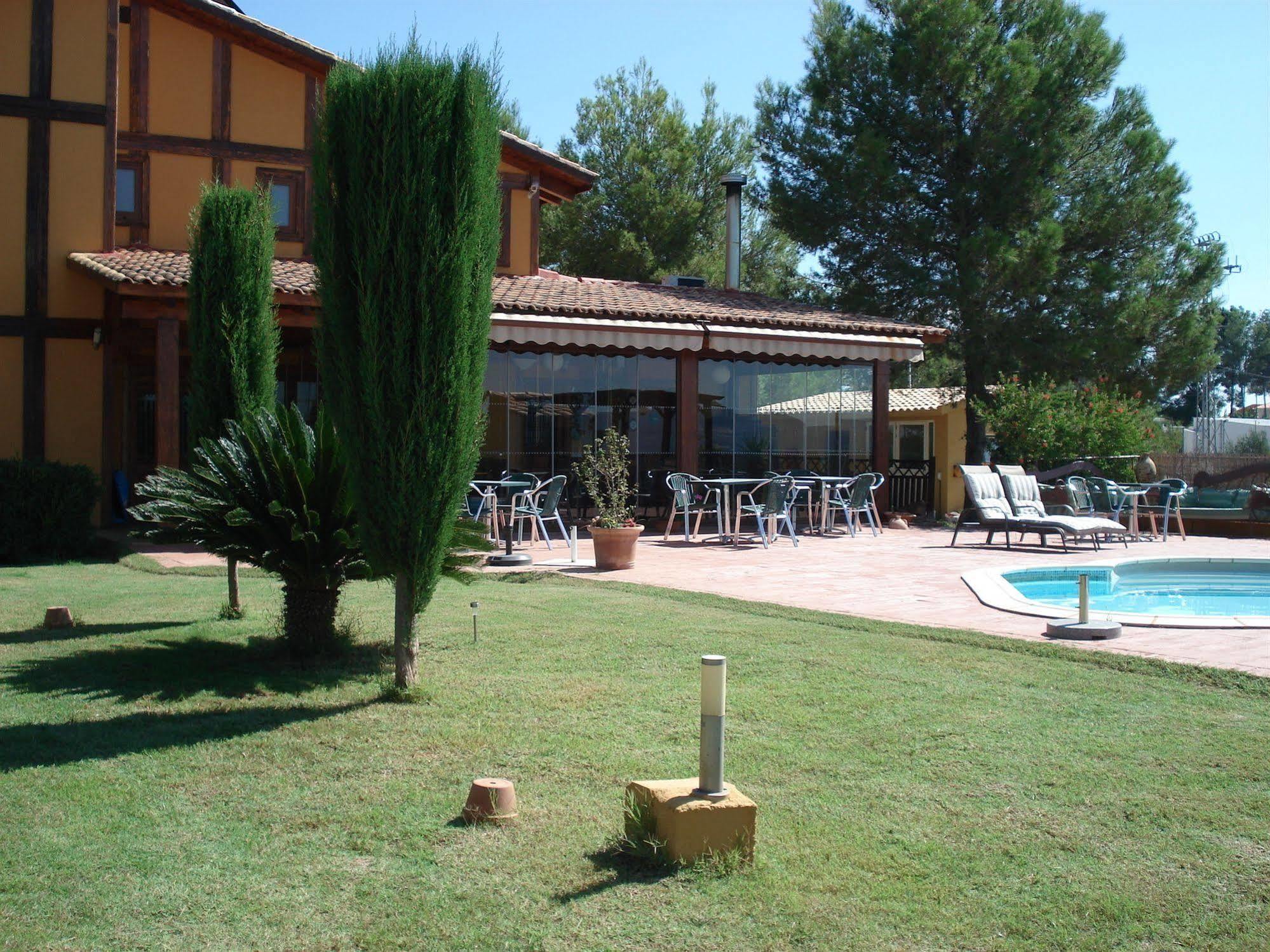 El Raco De La Pintora "Adults Only" Hotel Alberic Luaran gambar