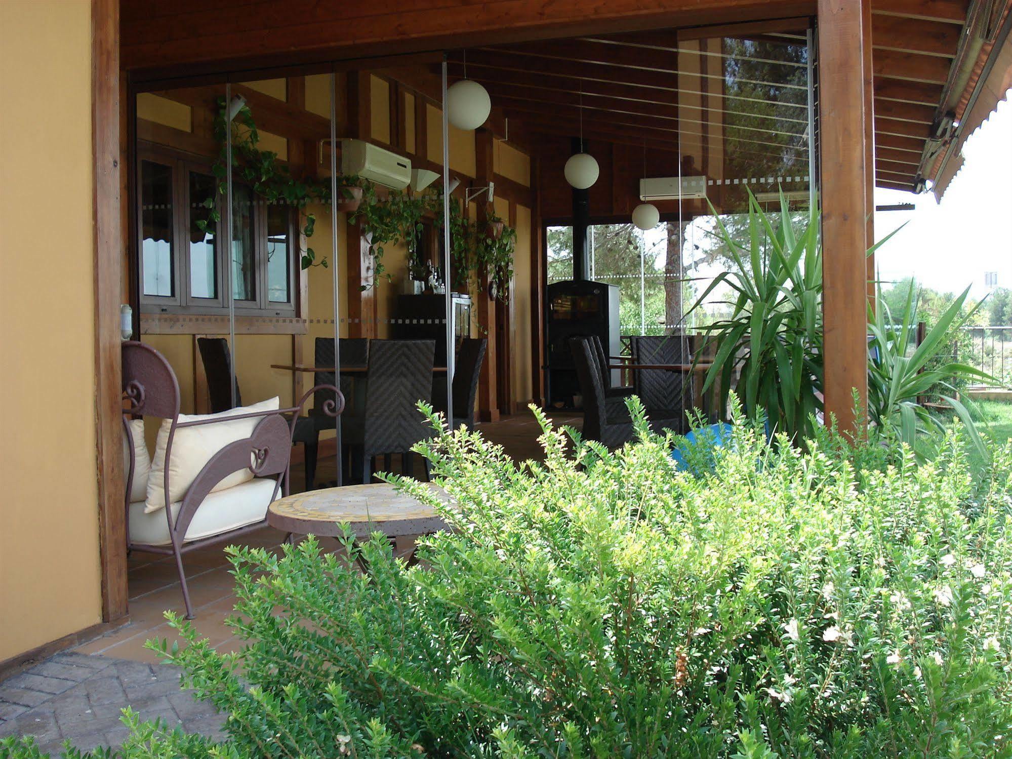 El Raco De La Pintora "Adults Only" Hotel Alberic Luaran gambar